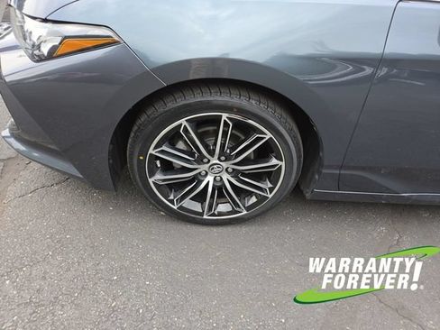 Used 2019 Toyota Avalon XSE w/ All Weather Liner Package FWD image 19