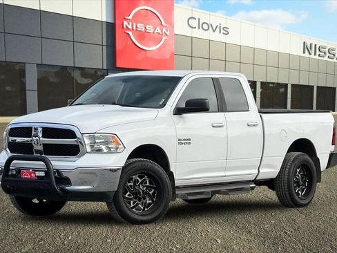 Used 2015 RAM 1500 Classic SLT image 4