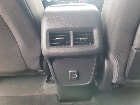 Used 2023 GMC Terrain SLE w/ Driver Convenience Package AWD/4WD image 15