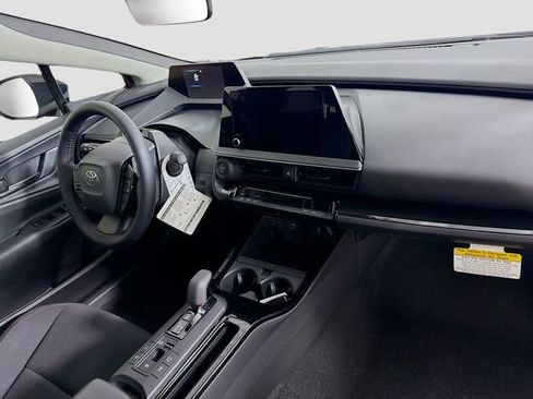New 2026 Toyota Prius Plug-In Hybrid FWD image 26