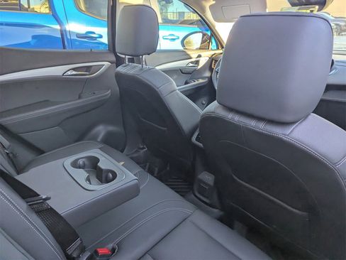 Used 2024 Buick Envision Avenir image 7