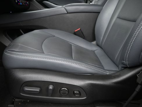 Used 2023 Buick Enclave Premium w/ Experience Buick Package FWD image 10