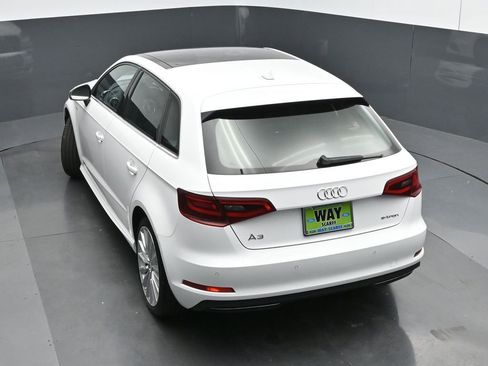 Used 2016 Audi A3 e-tron Premium Plus w/ Premium Plus Package FWD image 39