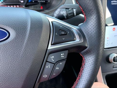 Used 2023 Ford Edge ST-Line AWD/4WD image 18