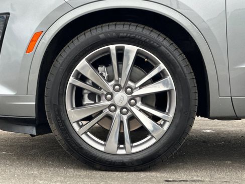 Certified 2025 Cadillac XT6 Premium Luxury image 27