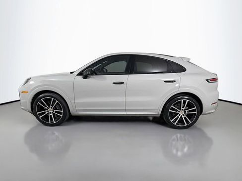Used 2024 Porsche Cayenne Coupe AWD/4WD image 8