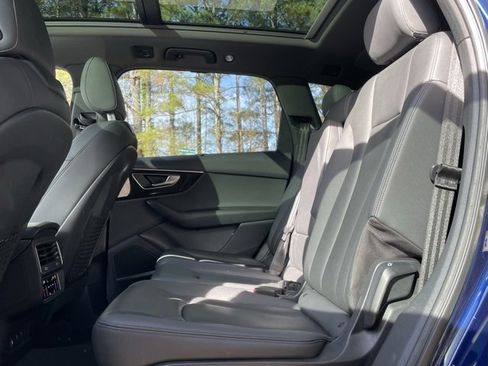 Used 2021 Audi Q7 2.0T Premium Plus w/ Executive Package image 13