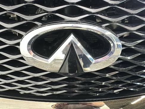 Used 2023 INFINITI QX80 Premium Select w/ Cargo Package AWD/4WD image 8