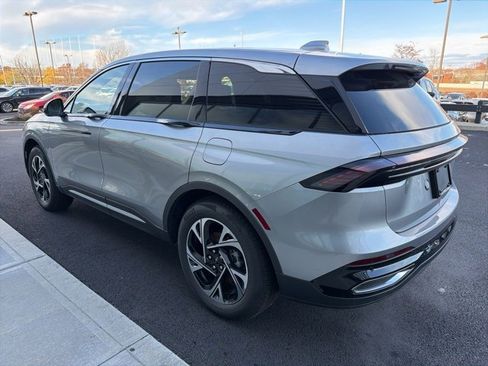 New 2025 Lincoln Nautilus Premier w/ Equipment Group 102A image 5