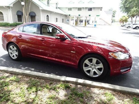 Used 2009 Jaguar XF Luxury image 8