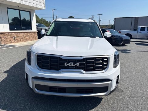 Used 2025 Kia Telluride S FWD image 12