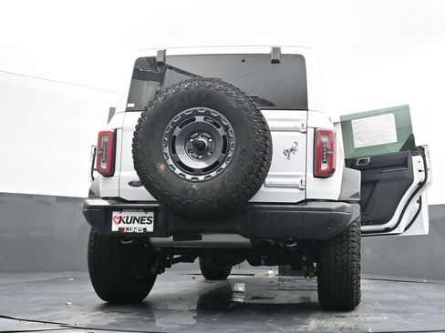 New 2025 Ford Bronco Badlands w/ Sasquatch Package image 74
