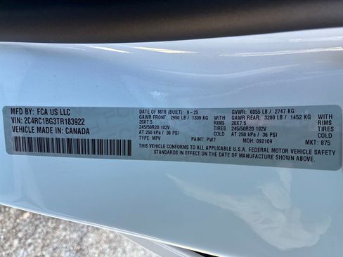 New 2026 Chrysler Pacifica Select w/ S Appearance Package image 30