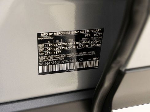 Used 2026 Mercedes-Benz GLB 250 image 30