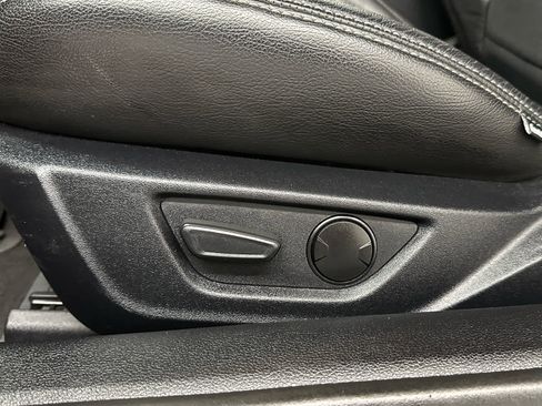 Used 2022 Ford Mustang GT RWD image 12