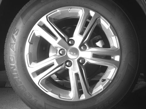 Used 2024 GMC Terrain SLE FWD image 15