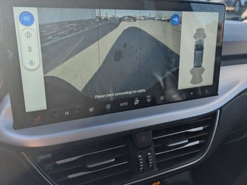 Used 2024 Ford Escape Platinum image 45