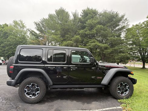 Used 2023 Jeep Wrangler Unlimited Rubicon w/ Steel Bumper Group AWD/4WD image 8