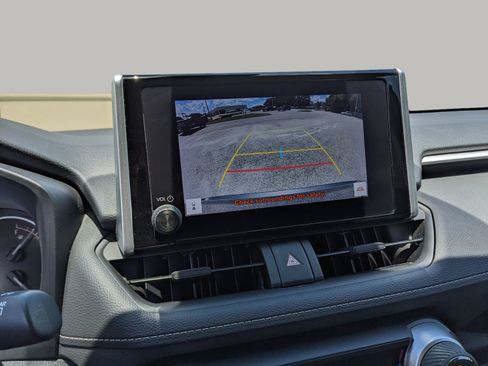 Used 2023 Toyota RAV4 XLE FWD image 27