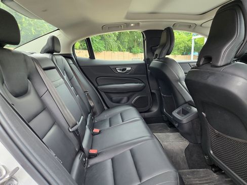 Used 2024 Volvo S60 B5 Core AWD/4WD image 25