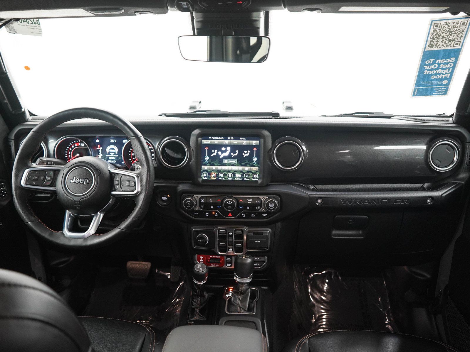 Used 2021 Jeep Wrangler Unlimited Rubicon AWD/4WD image 13