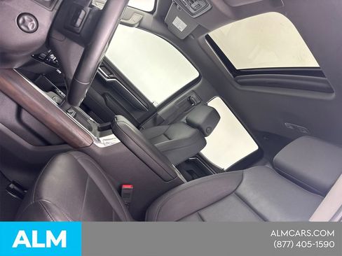 Used 2024 GMC Sierra 1500 SLT w/ SLT Premium Package AWD/4WD image 37