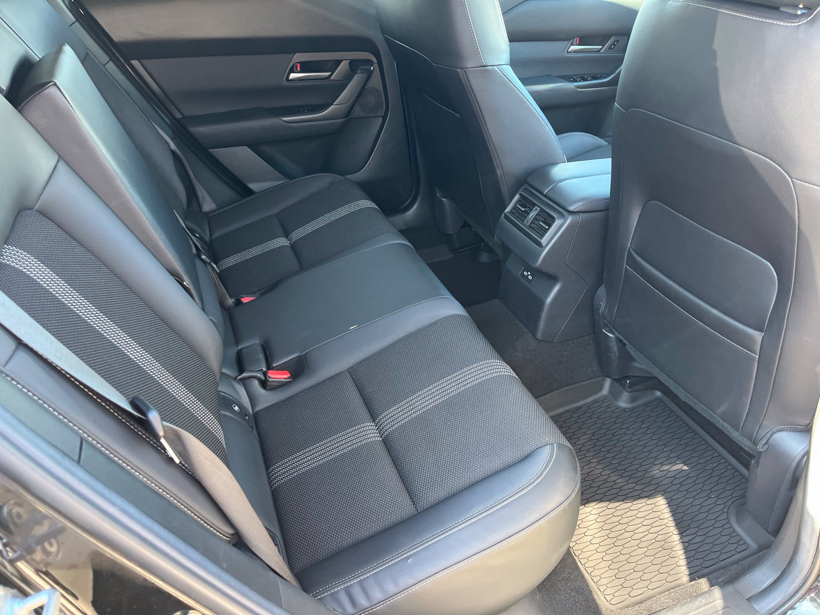 Certified 2025 MAZDA CX-50 AWD 2.5 S w/ Preferred Package image 16