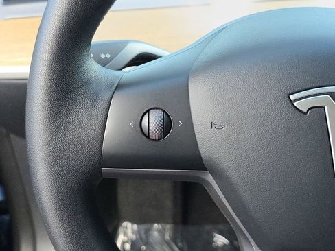 Used 2022 Tesla Model 3 RWD image 23