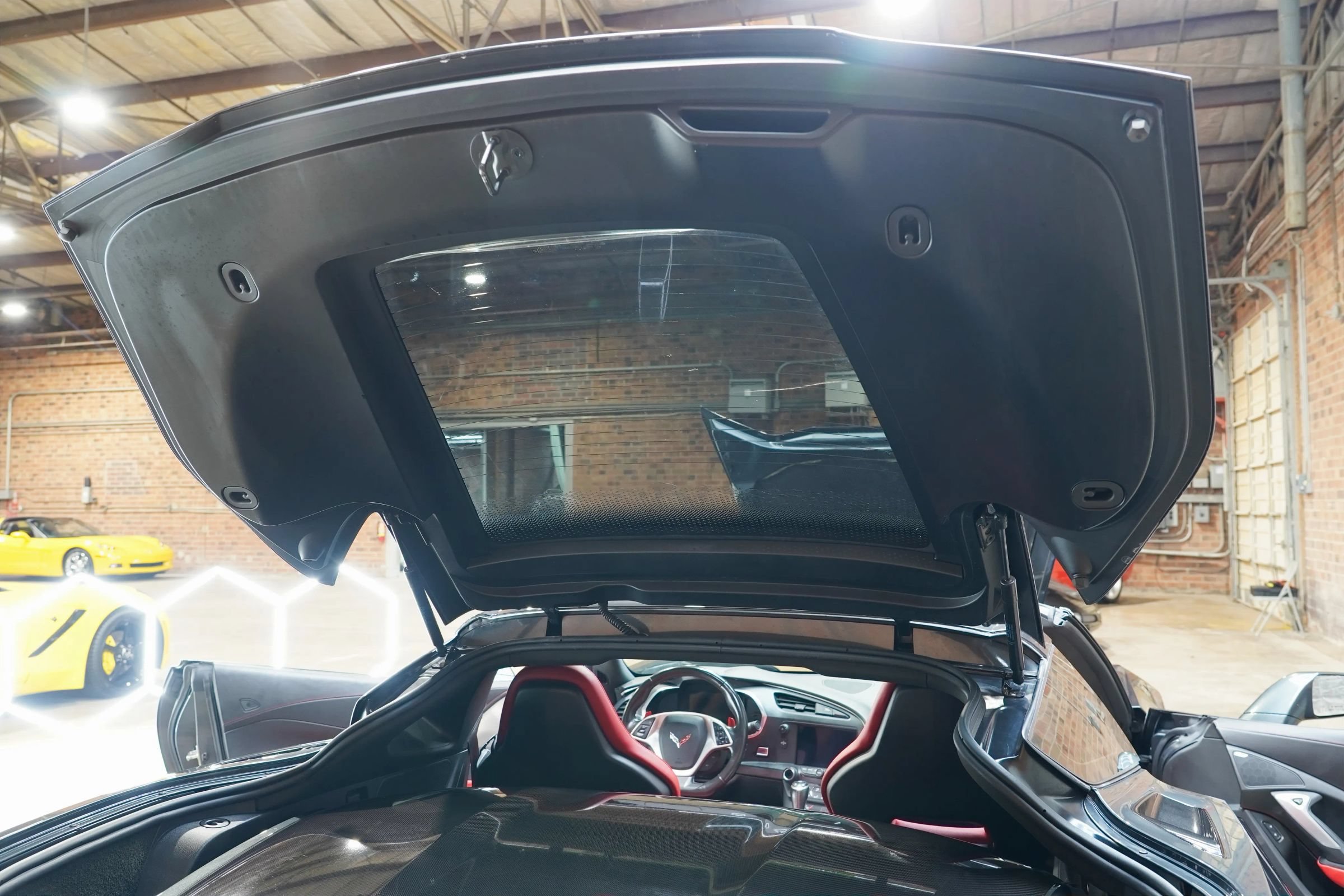 Used 2017 Chevrolet Corvette Stingray Coupe RWD image 29
