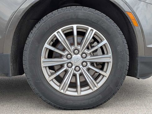 Used 2019 Cadillac XT5 Luxury AWD/4WD image 14