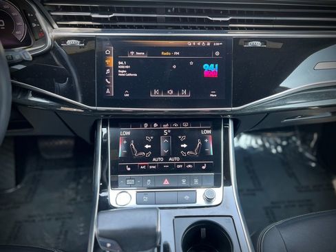 Used 2019 Audi Q8 Premium w/ Convenience Package image 16