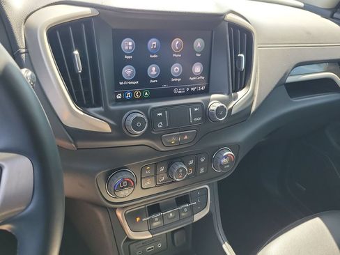 Used 2024 GMC Terrain Denali w/ Black Diamond Edition AWD/4WD image 13