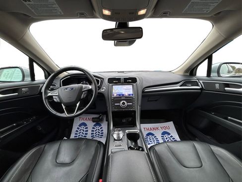 Used 2020 Ford Fusion Energi Titanium image 30