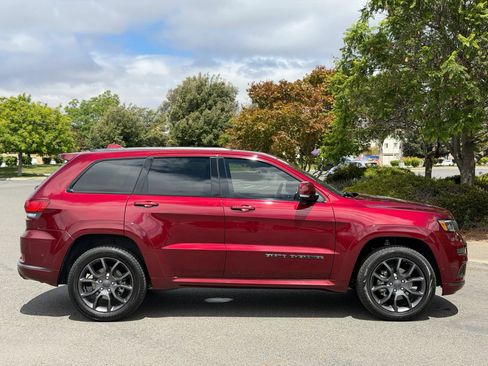 Used 2020 Jeep Grand Cherokee High Altitude AWD/4WD image 17