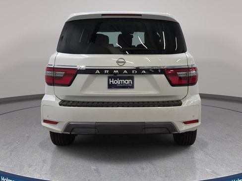 Used 2024 Nissan Armada SV AWD/4WD image 7