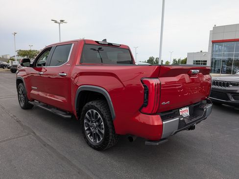 Used 2024 Toyota Tundra Limited AWD/4WD image 6