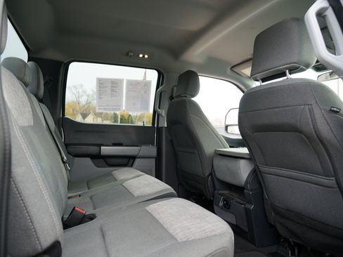 Used 2024 Ford F250 XLT w/ FX4 Off-Road Package image 29