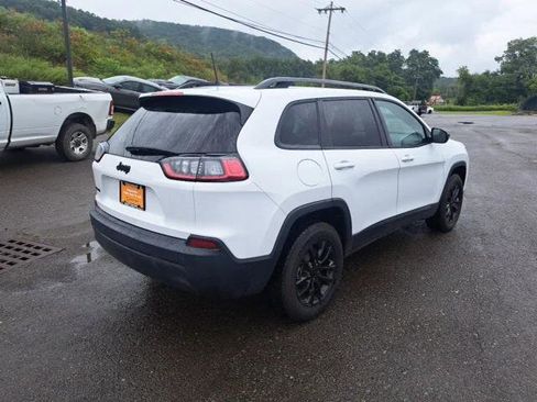 Certified 2023 Jeep Cherokee Altitude Lux image 5