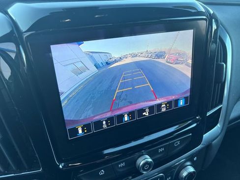 Certified 2022 Chevrolet Traverse High Country w/ LPO, Floor Liner Package image 23