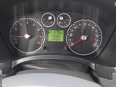 Used 2012 Ford Transit Connect XLT image 3