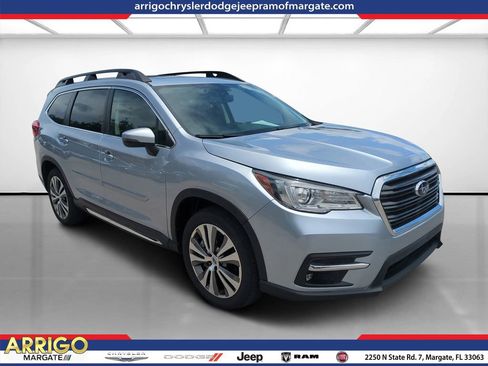 Used 2022 Subaru Ascent Limited w/ Technology Package AWD/4WD image 1