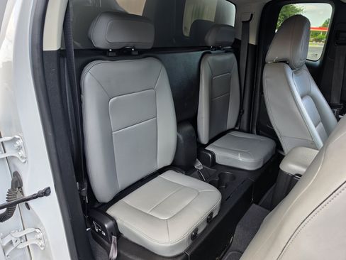 Used 2020 Chevrolet Colorado W/T w/ WT Convenience Package RWD image 19