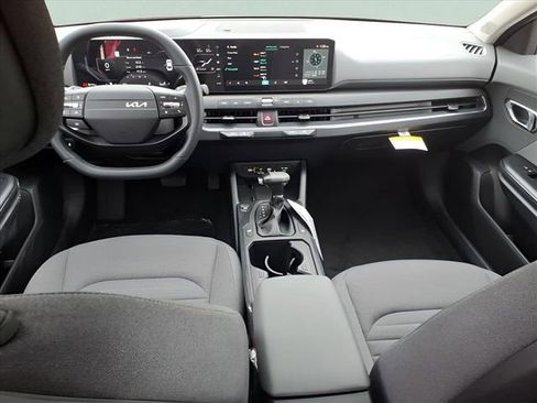 New 2025 Kia K4 EX FWD image 5