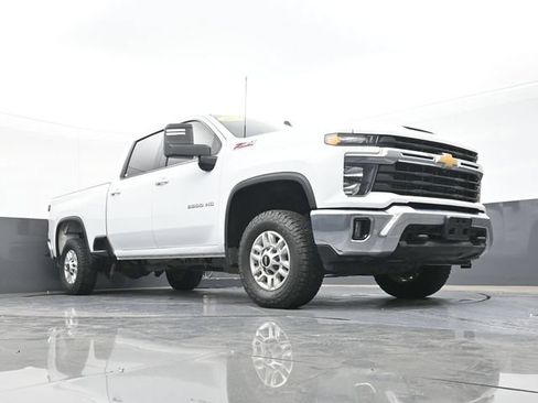 Used 2024 Chevrolet Silverado 2500 LT w/ Safety Package AWD/4WD image 58