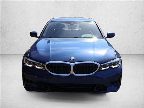 Used 2022 BMW 330i xDrive Sedan w/ Premium Package 2 AWD/4WD image 3