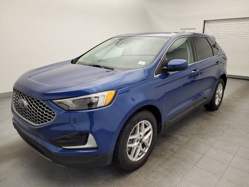 Used 2024 Ford Edge SEL image 2