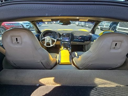 Used 2005 Chevrolet Corvette Coupe w/ Preferred Equipment Group RWD image 3