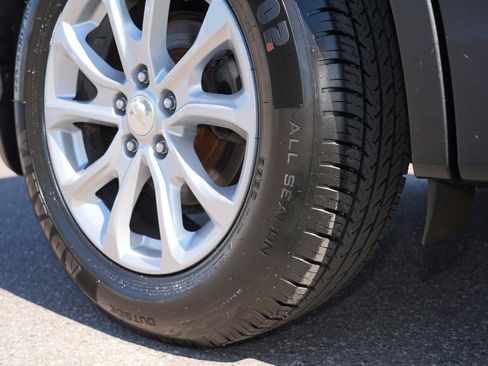 Used 2019 Chevrolet Equinox LT AWD/4WD image 30