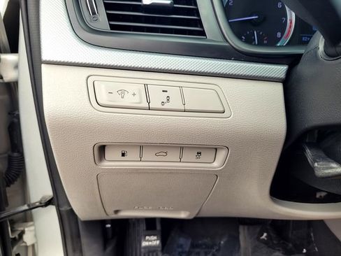 Used 2019 Hyundai Sonata SE FWD image 15