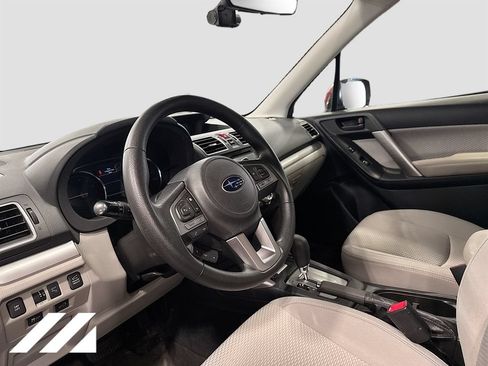 Used 2018 Subaru Forester 2.5i Premium AWD/4WD image 9